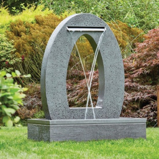 Blade Water Feature