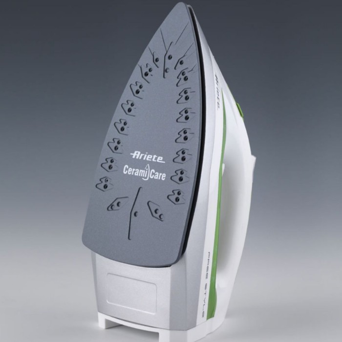Cordless Steam Iron