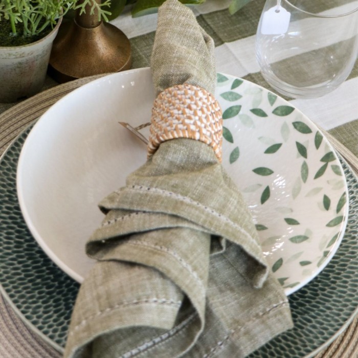 Waltons Chambray Napkin Set of 4 | Olive