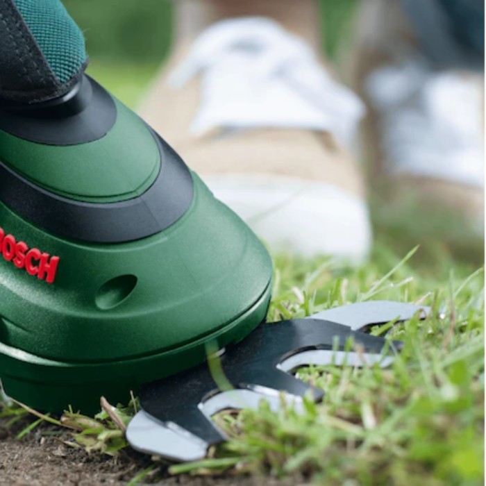Bosch Isio Cordless Shrub and Grass Shear Set | 3.6V | 0600833173