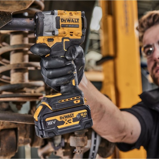 DEWALT 18V XR Brushless 3/8 Inch Compact Impact Wrench | Body Only | DCF923N-XJ