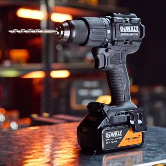 DEWALT x McLaren F1 Team 18V XR Special Edition Hammer Drill Driver | 1 x 5Ah Battery | DCD86MP1T-GB