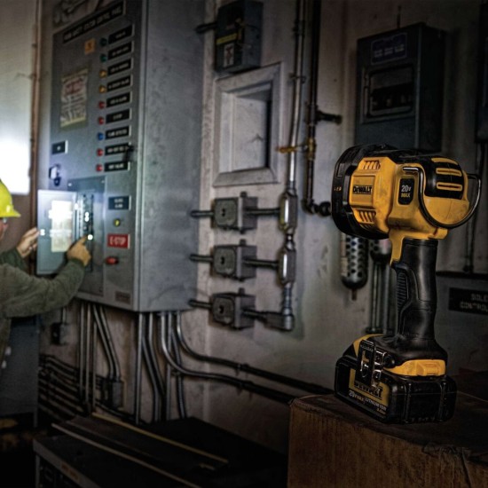 DEWALT 18V XR LED Spotlight | Body Only | DCL043-XJ