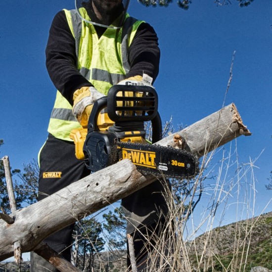 DEWALT 18V XR 30cm Compact Chainsaw | Body Only | DCM565N-XJ