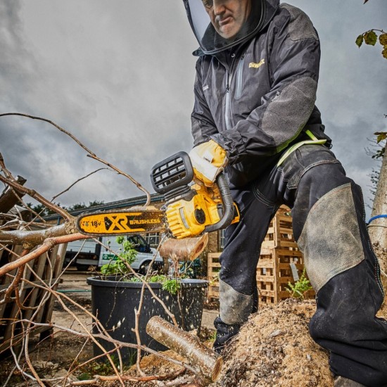 DEWALT 18V XR 30cm Compact Chainsaw | Body Only | DCM565N-XJ