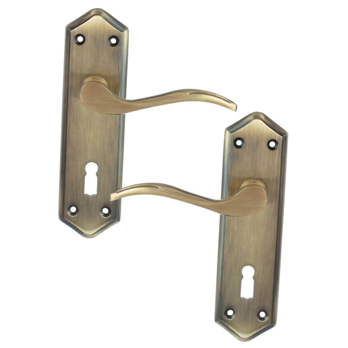 Sonnato Torino Bronze Lever on Plate Door Handles | VP604B
