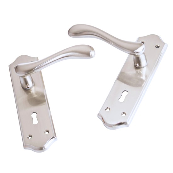Sonnato Bari Satin Chrome Lever on Plate Door Handles | VP450SC