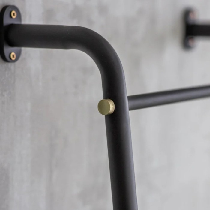 Adelphi Steel Towel Ladder | Black