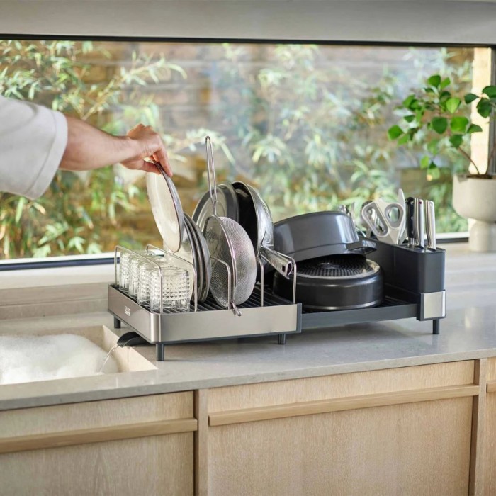 Extend™ Max Stainless-steel Expandable Dish Drainer