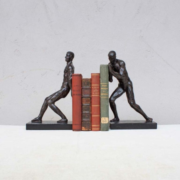 Chehoma Bookend - Athletes