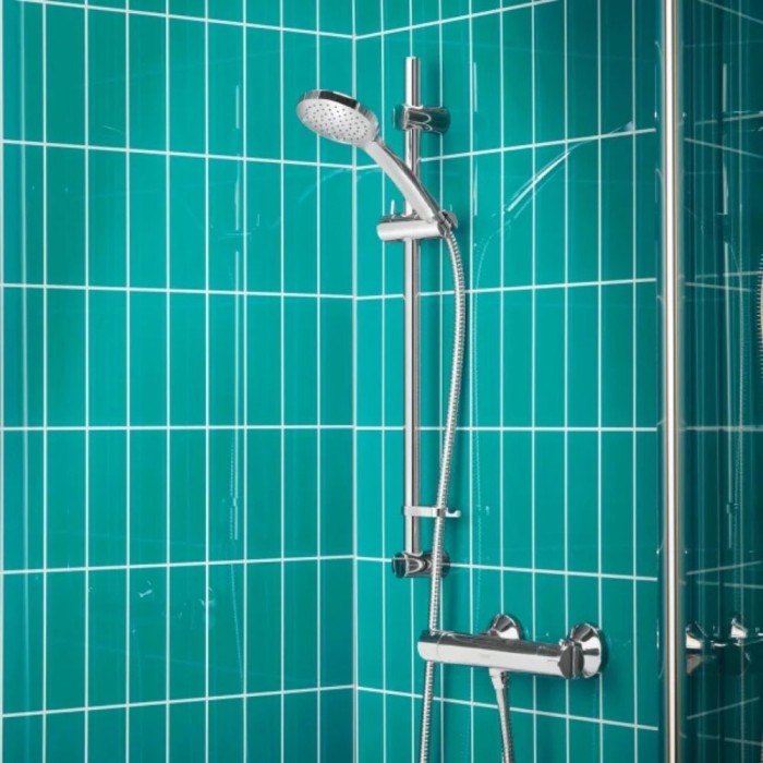Pennington Bar Shower with Single Mode Kit