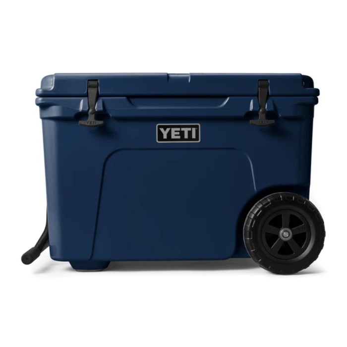 Tundra Haul Wheeled Cool Box | Navy